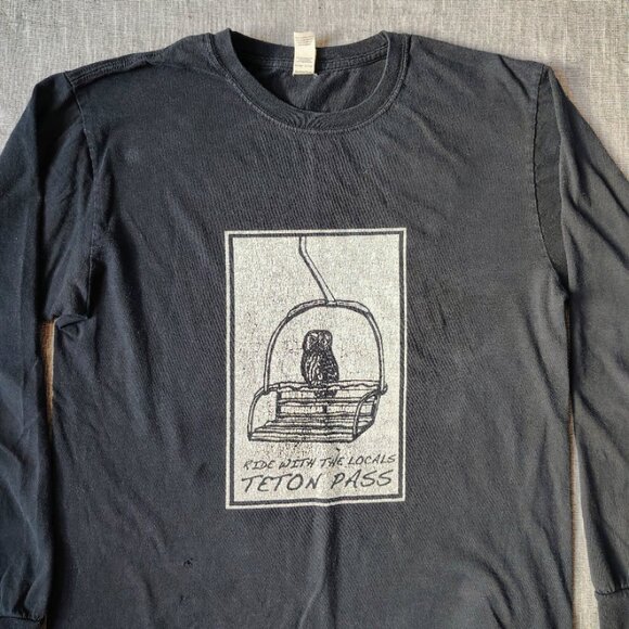 Teton Pass Ride With The Locals Shirt Size Medium Black Owl Chairlift - Picture 10 of 10